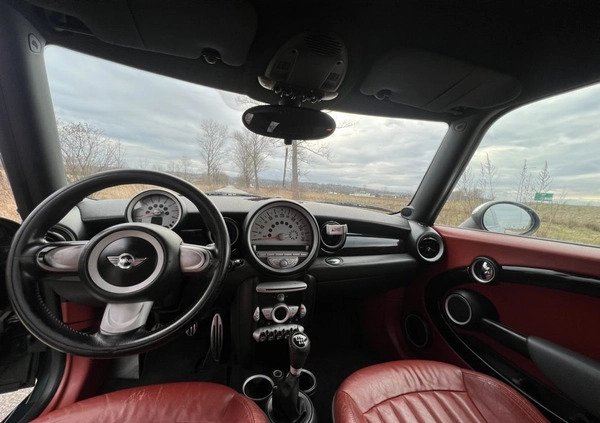 MINI Cooper S cena 23000 przebieg: 122000, rok produkcji 2007 z Bochnia małe 497